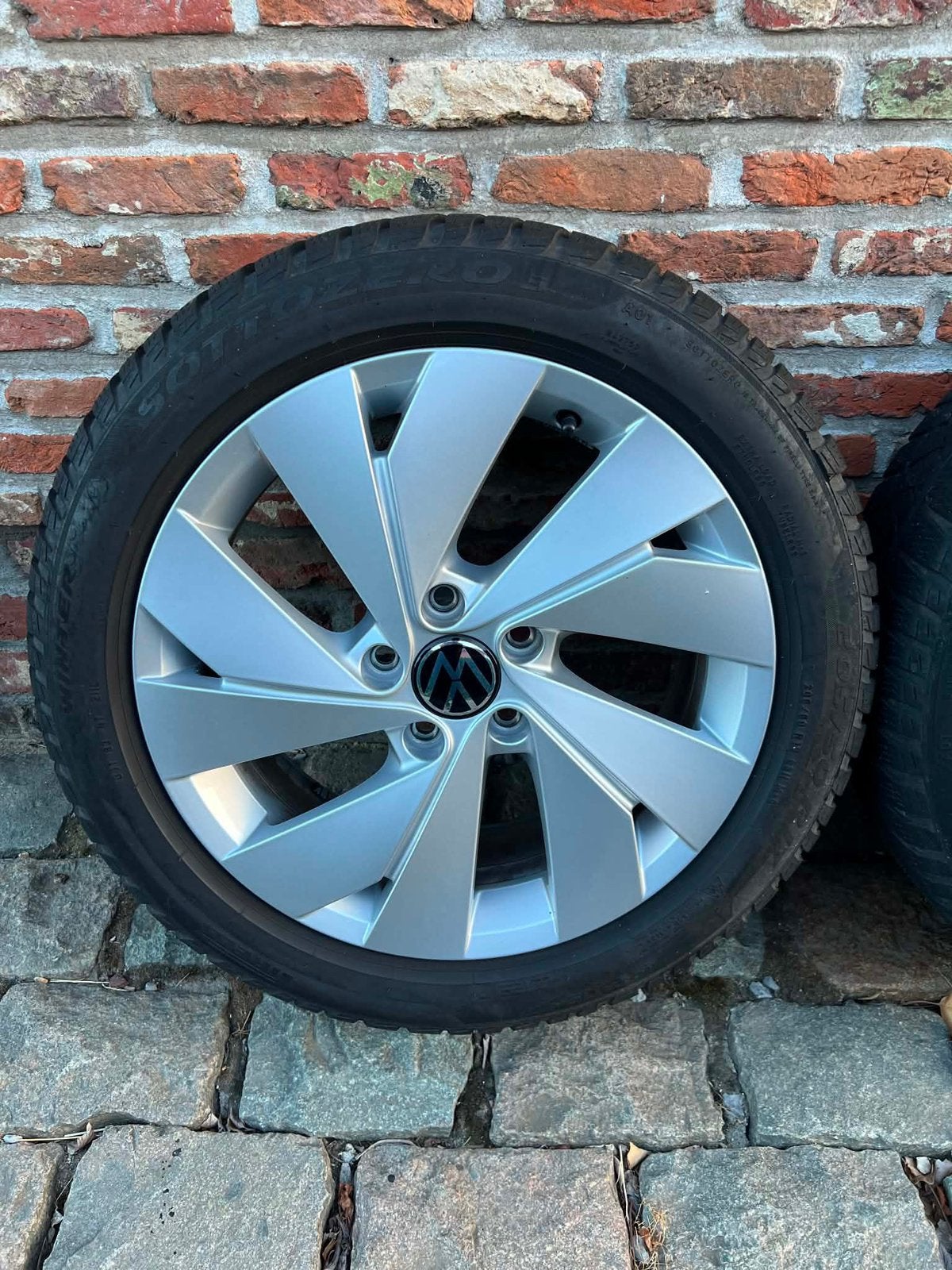 VW GOLF 7/8 WINTERSET 205/50/R17 BELMONT, Ophalen, Gebruikt, Banden en Velgen, 17 inch