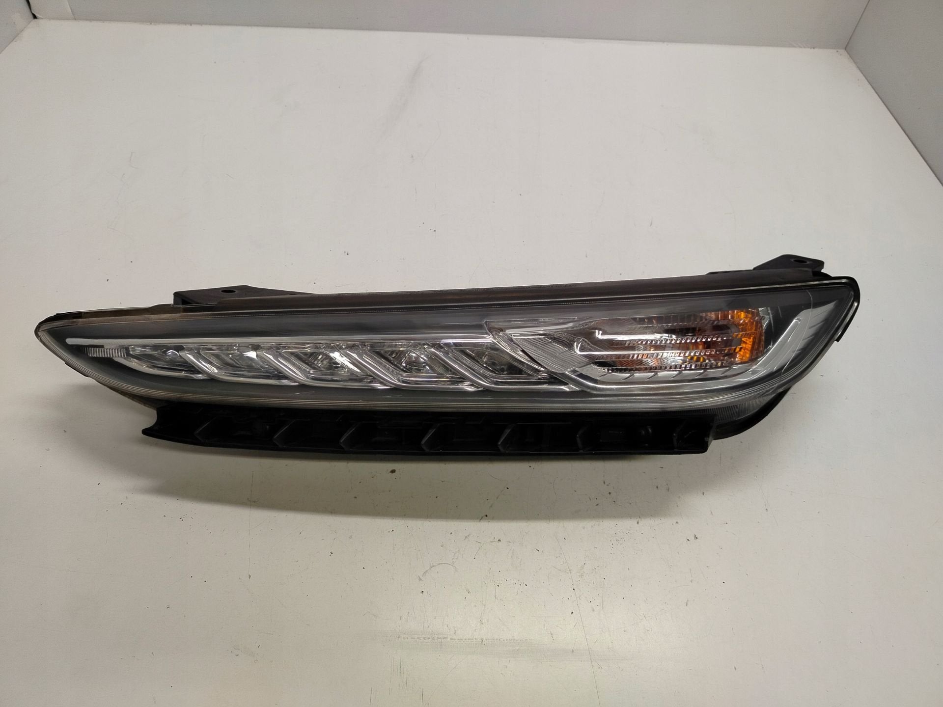 Phare gauche Hyundai Kona 92207J9000, Heolleung-ro 12
06797  Seoul, Info@hyundai.com, Utilisé, Hyundai