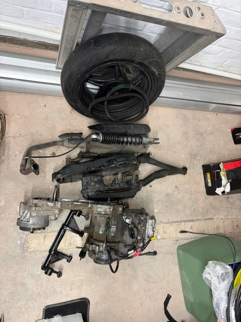 Piece moteur kymco Agility 50 annee 2022, Enlèvement, Utilisé
