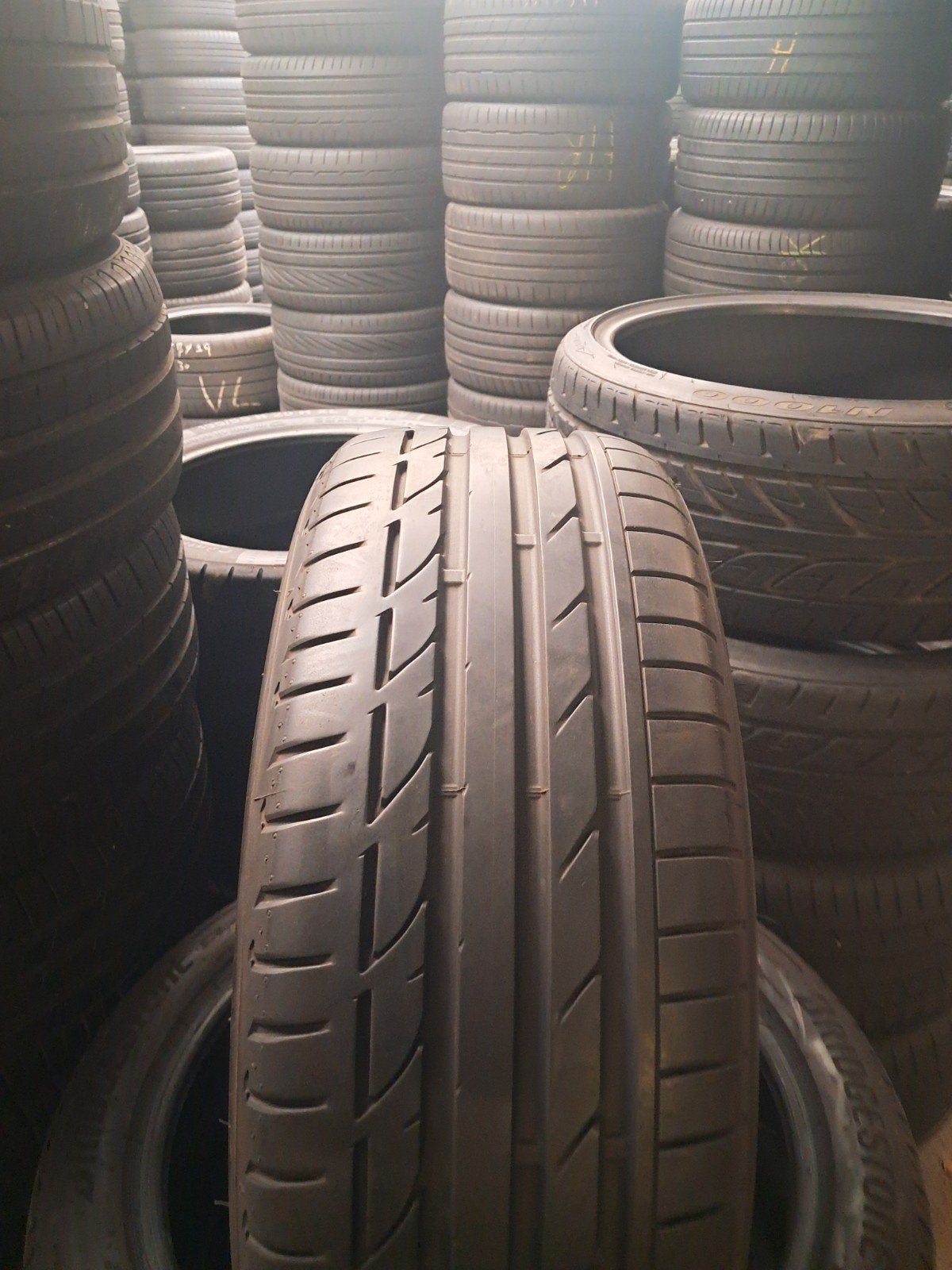 22545r19 225 45 r19 225/45/r19 BRIDGESTONE Nouveau (demmont, Autos : Pièces & Accessoires, Autres pièces automobiles, Enlèvement ou Envoi