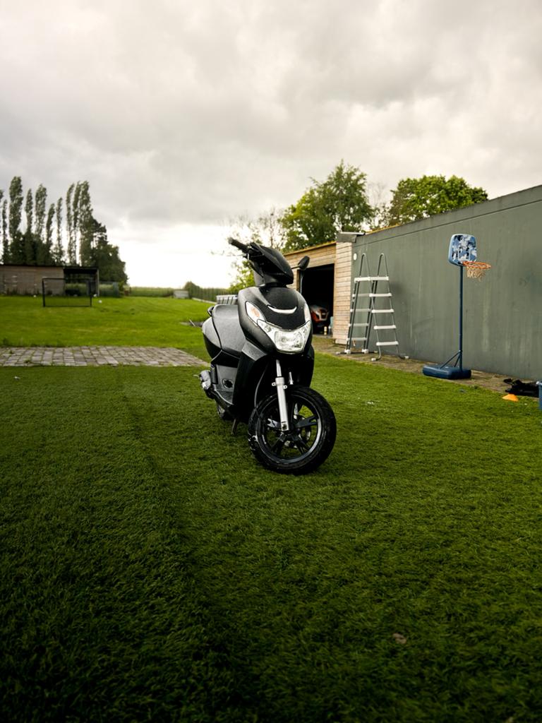 Peugeot kisbee, Fietsen en Brommers, Brommers | Peugeot, Ophalen, Gebruikt, Overige modellen, 0 versnellingen