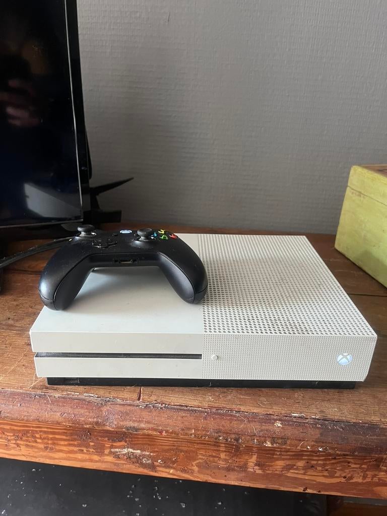 Xbox one, Games en Spelcomputers, Ophalen of Verzenden, Zo goed als nieuw, Xbox One
