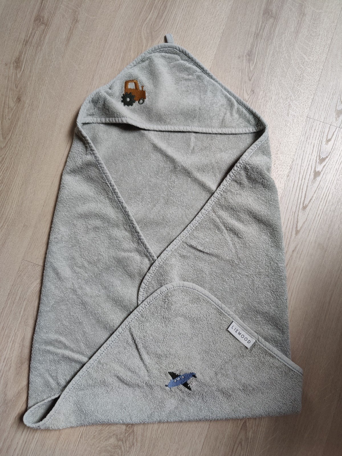 badcape Liewood, Enlèvement, Neuf