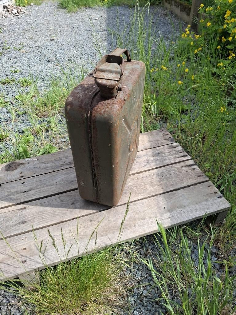 Vintage Jerrycan, Ophalen of Verzenden, Gebruikt
