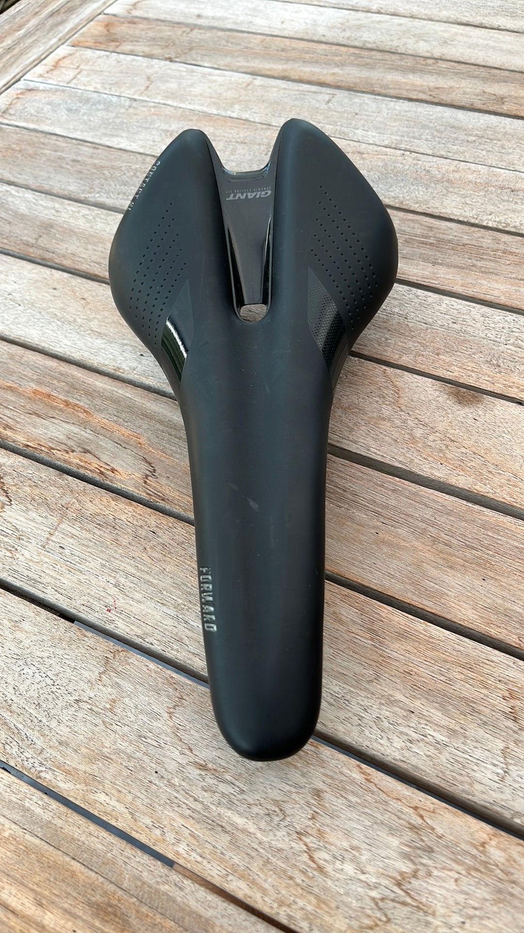 Zadel Giant Forward Contact SL, Fietsen en Brommers, Ophalen, Zo goed als nieuw, Zadel
