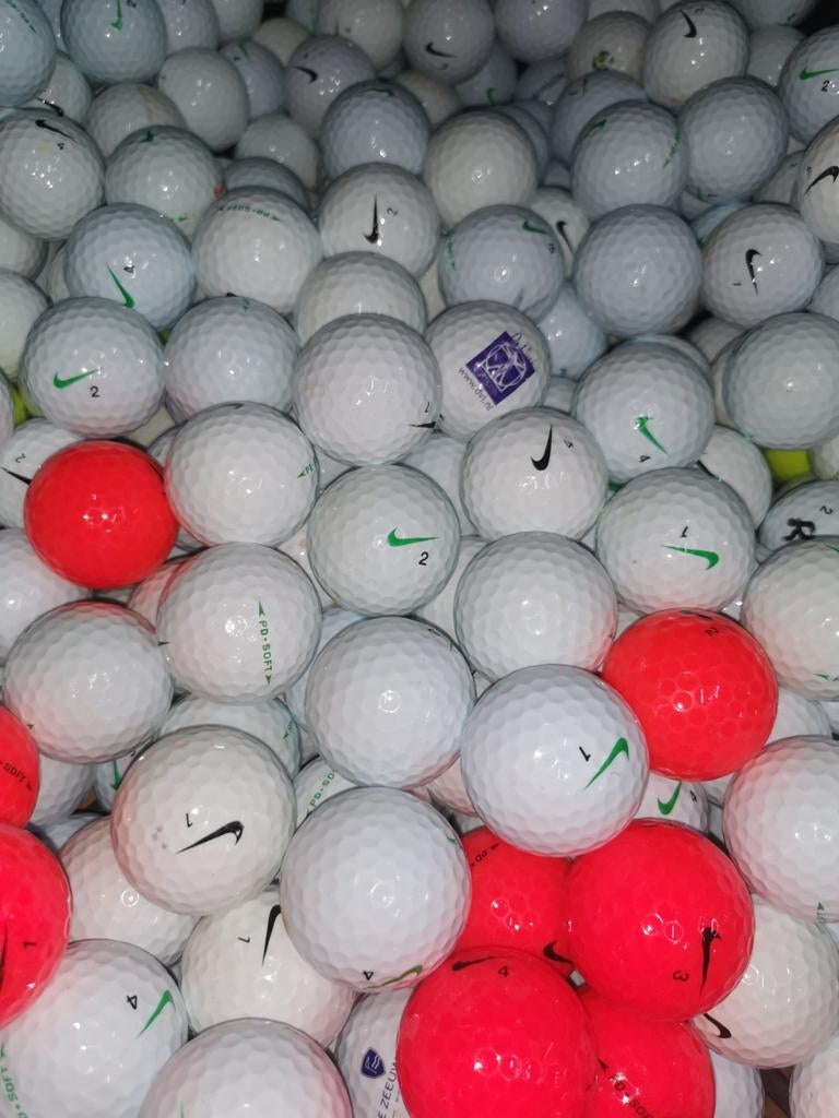 Nike pd soft golfballen 50 stuks AAAA kwaliteit, Sport en Fitness, Golf, Ophalen of Verzenden