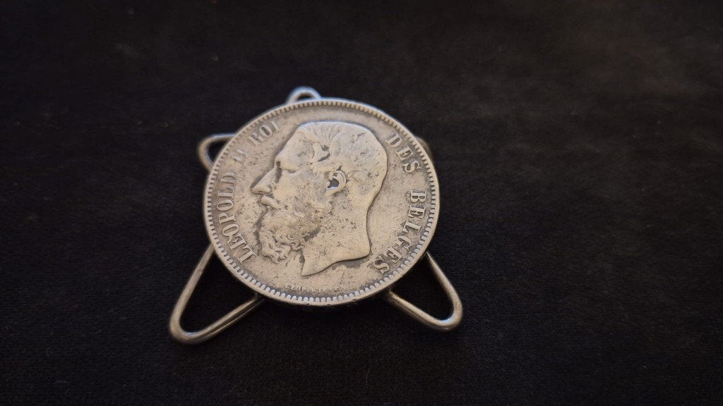 Broche ancienne réalisée avec une authentique pièce de 5 F, Enlèvement