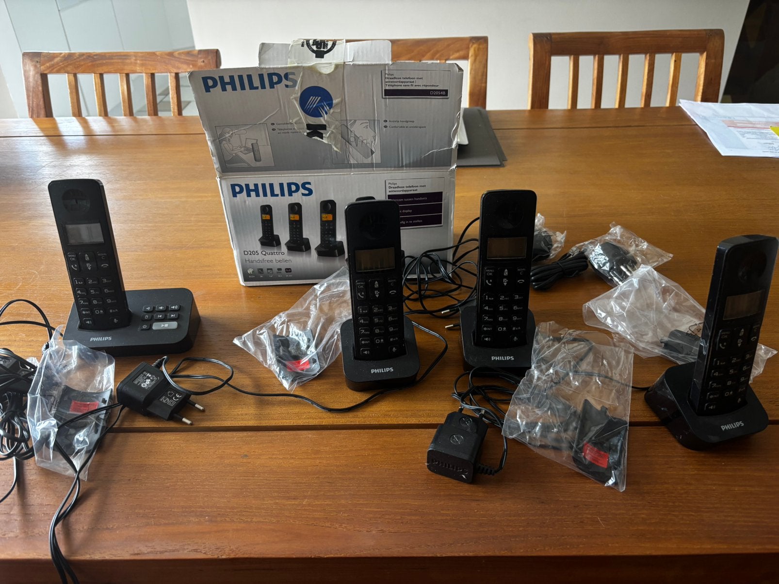 4 Philips D205 DECT-telefoon, Ophalen of Verzenden, Gebruikt
