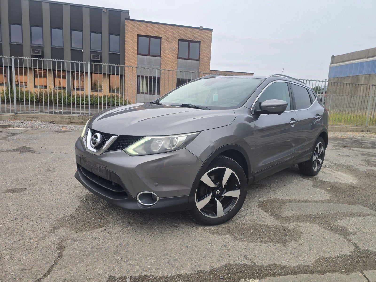 Nissan QashQuai 1.5dci, Auto's, Nissan, Stof, Zwart, 4 cilinders, Bedrijf