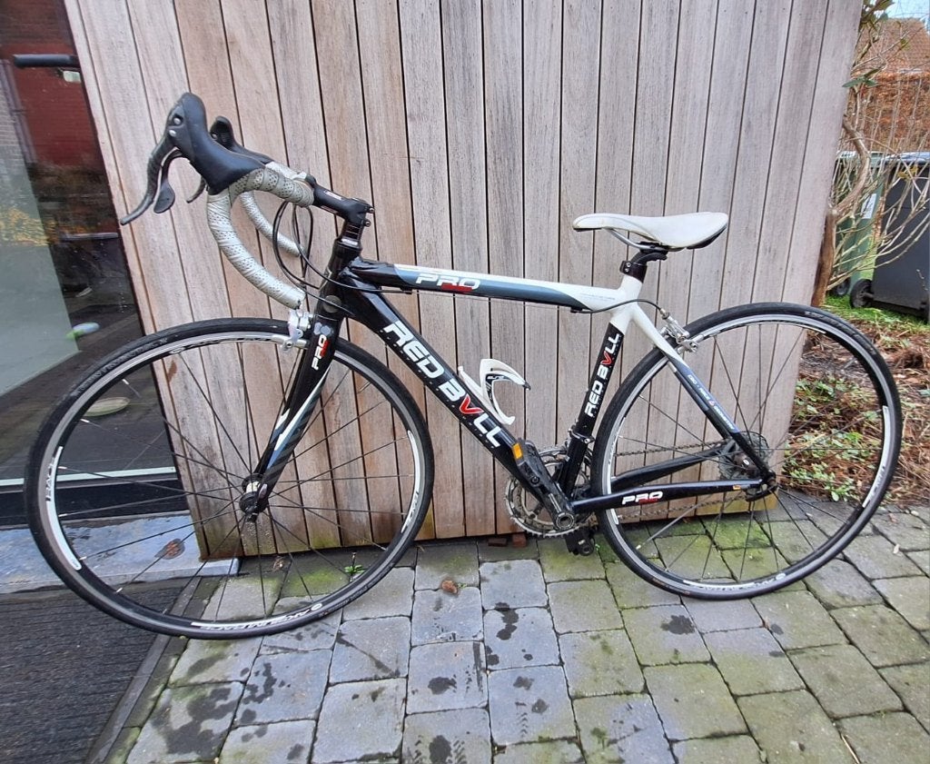 koersfiets Redbull Pro Tuning SL, Fietsen en Brommers, Gebruikt, Velgrem, Versnellingen, Red Bull Pro