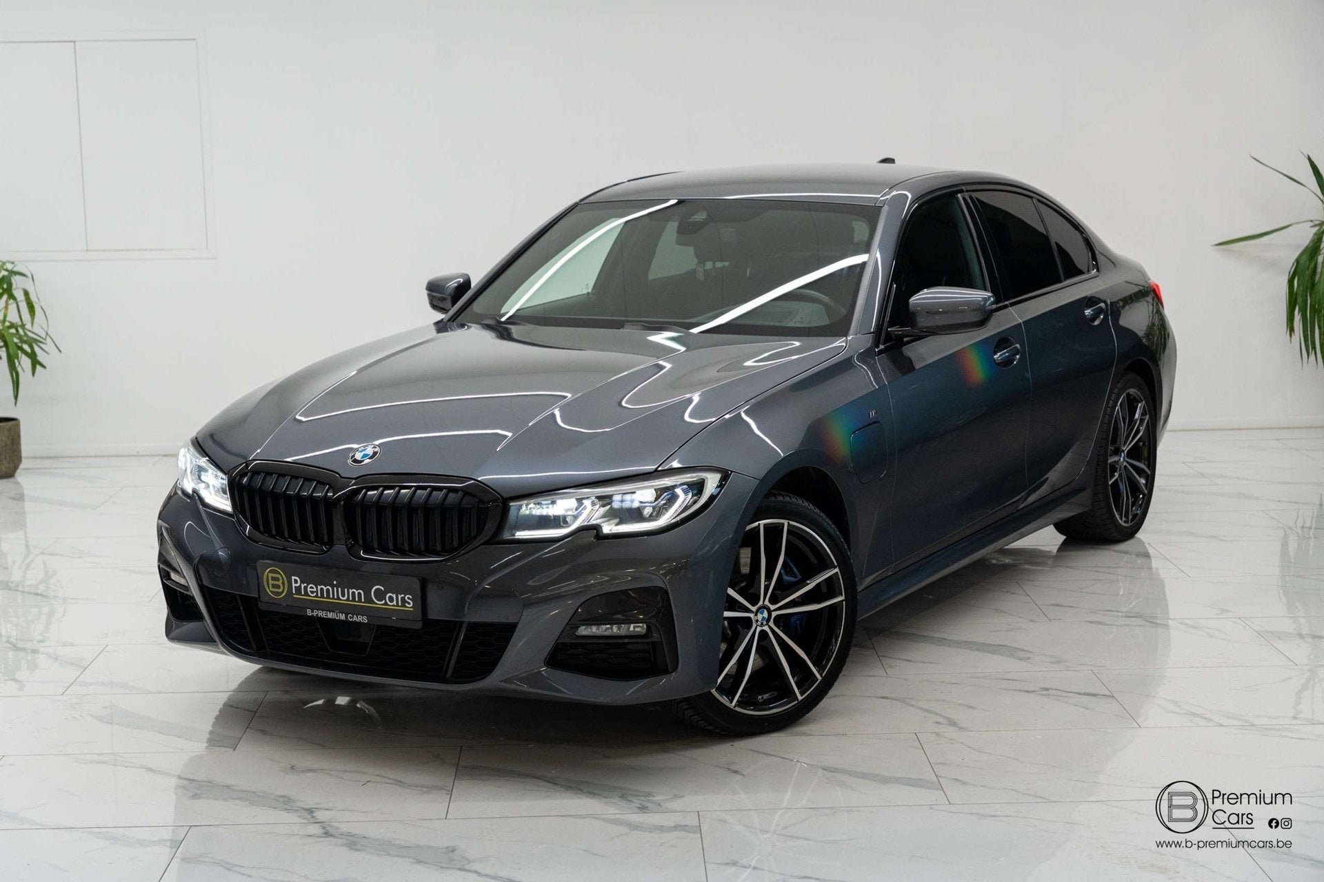 BMW 330 E hybrid M-Pakket! Hifi, Camera, zetelverwarming!, Autos, Achat, 34 g/km, Entretenue par le concessionnaire, Noir