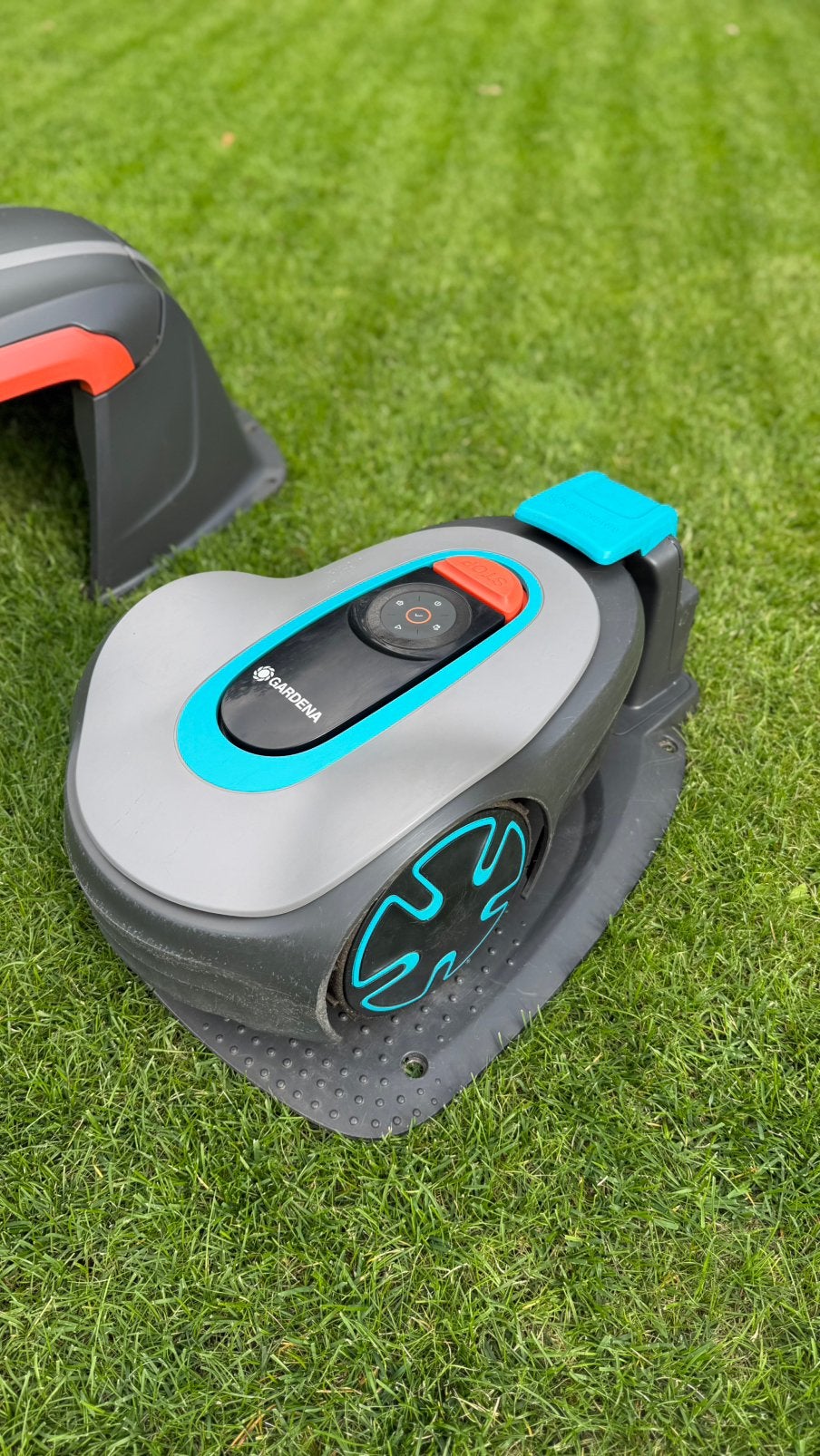 Gardena Sileno minimo 400 robotmaaier, Tuin en Terras, Ophalen, Gebruikt, 20 tot 25 cm, Met regensensor