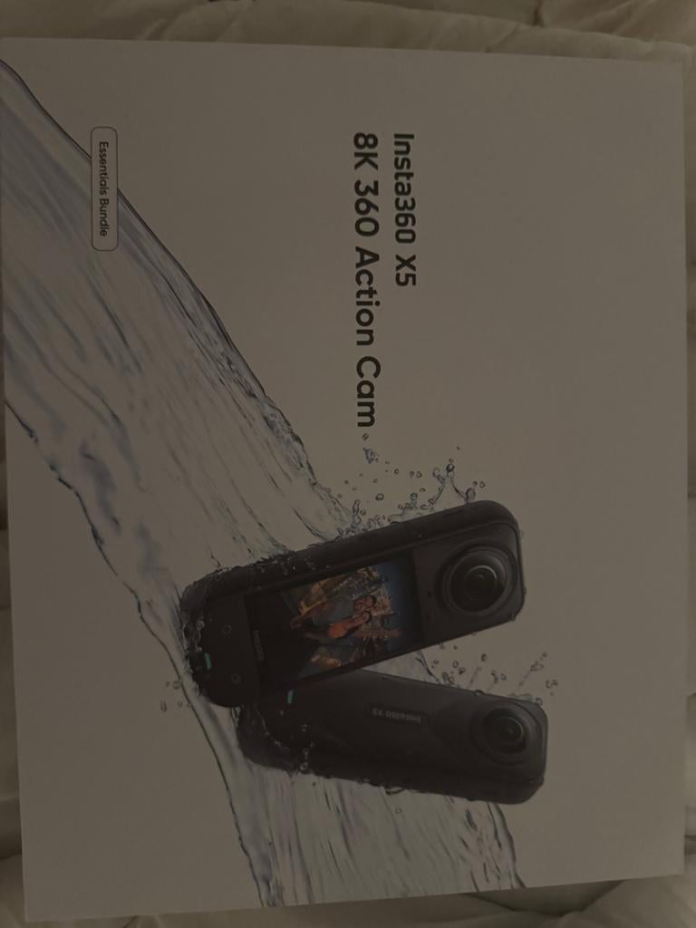 Insta 360 x5 essential bundle + accessoires, Ophalen of Verzenden, Zo goed als nieuw