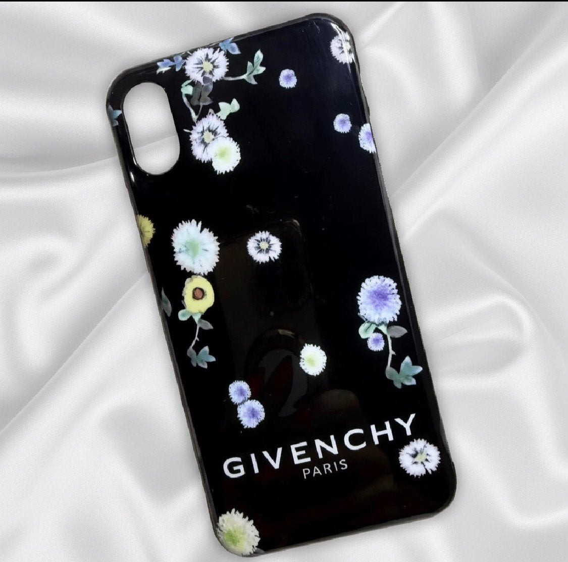 Neuve 230€ cosue givenchy iphone X et XS, Télécoms, Enlèvement ou Envoi, Comme neuf, IPhone X, Blanc