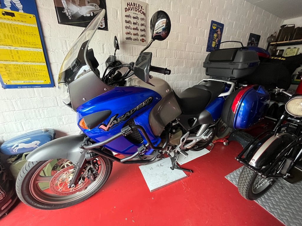 Honda Varadero XL1000V, Motoren, 2 cilinders, Occasion, Motorrijbewijs A, Particulier