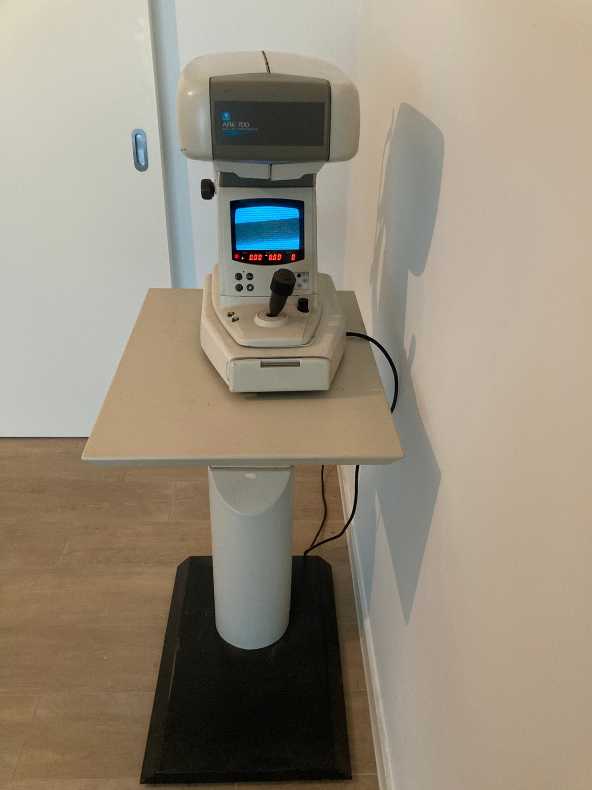 Auto réfractomètre NIDEK, Ophalen
