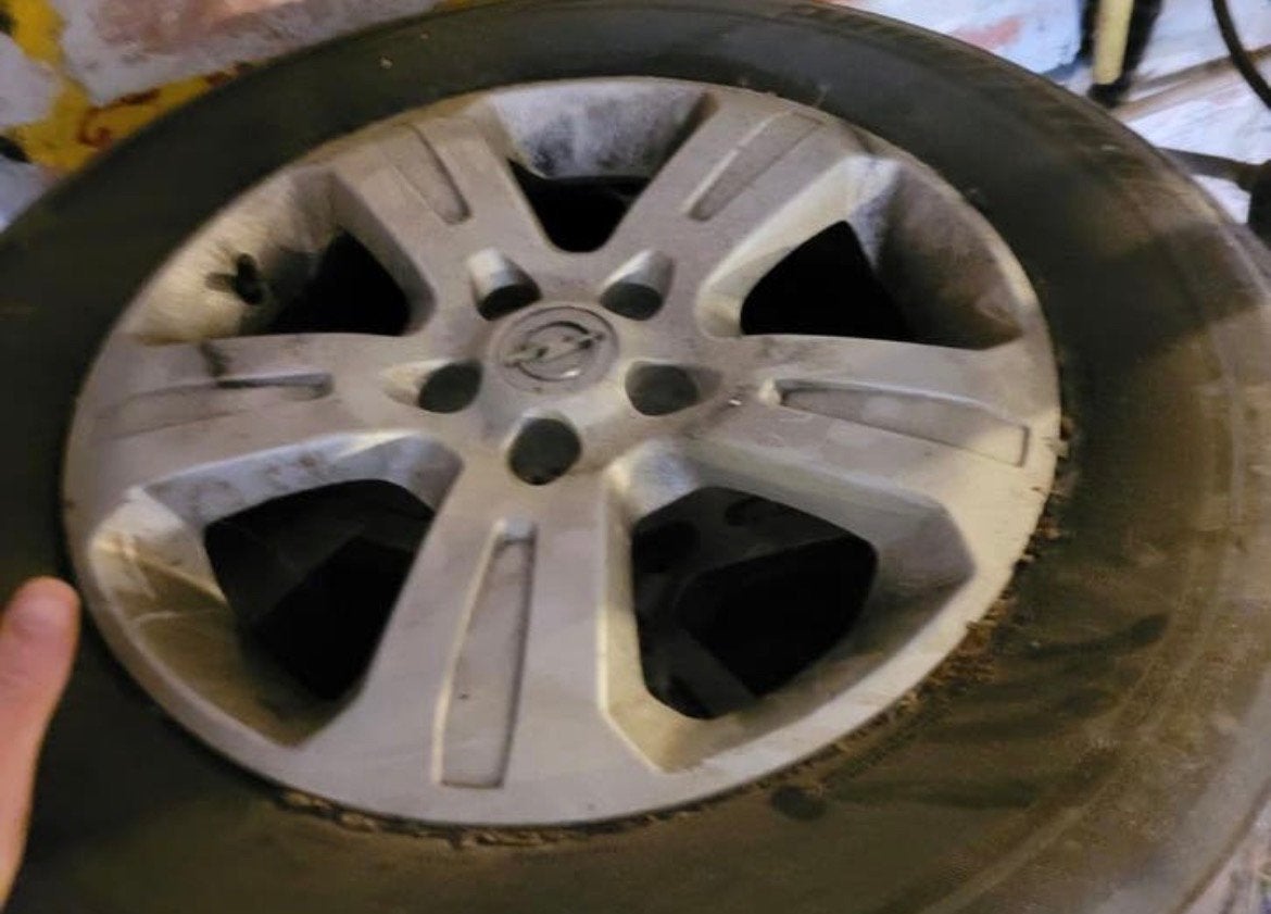 4x winterwielen set - Opel Antara, chevrolet captiva, Ophalen, Zo goed als nieuw