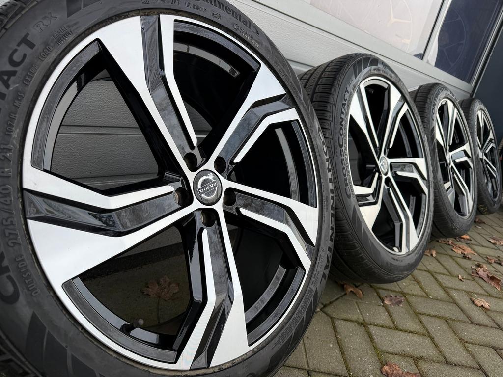 21 inc Volvo XC90 XC60 XC40 C40 EC40 EC30 EX90 R-line velgen, -, 275 mm, -, Banden en Velgen