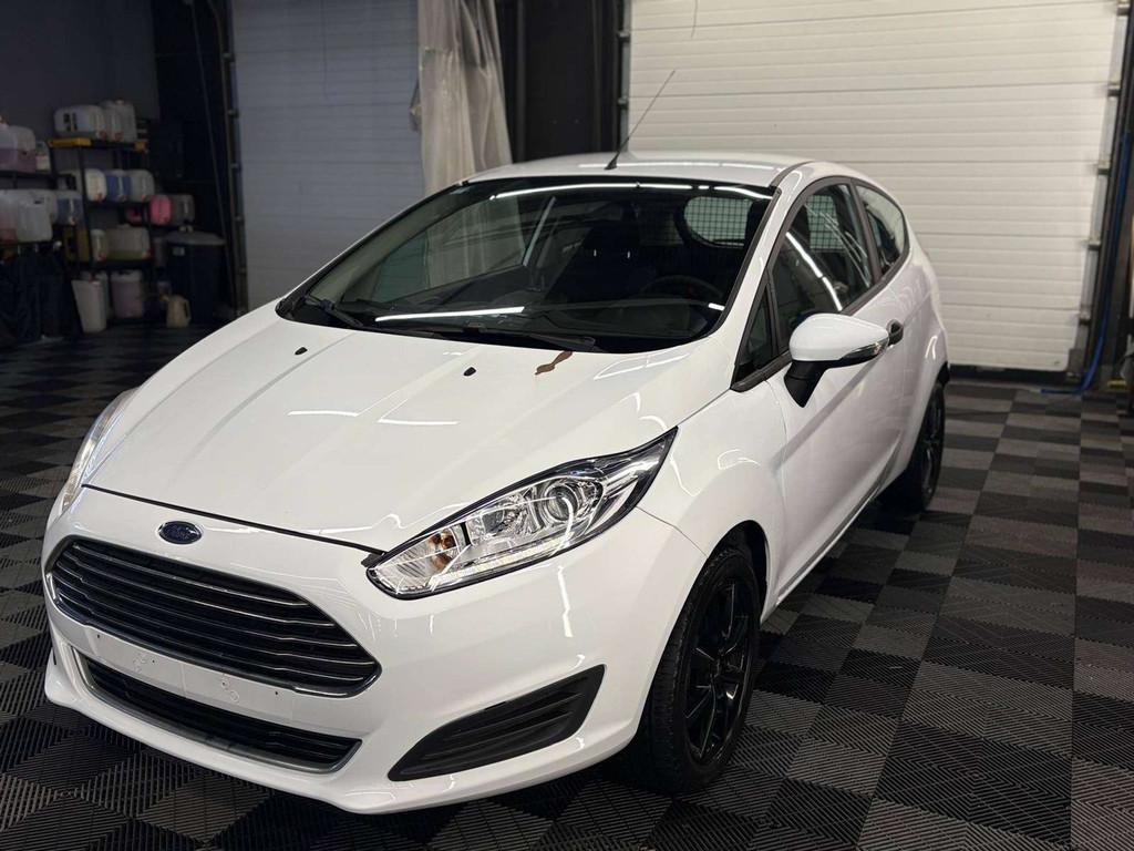 Ford Fiesta 1.5 TDCi Lichte vracht GEKEURD 2016 92000km Euro, Gebruikt, Euro 6, 4 cilinders, Bedrijf
