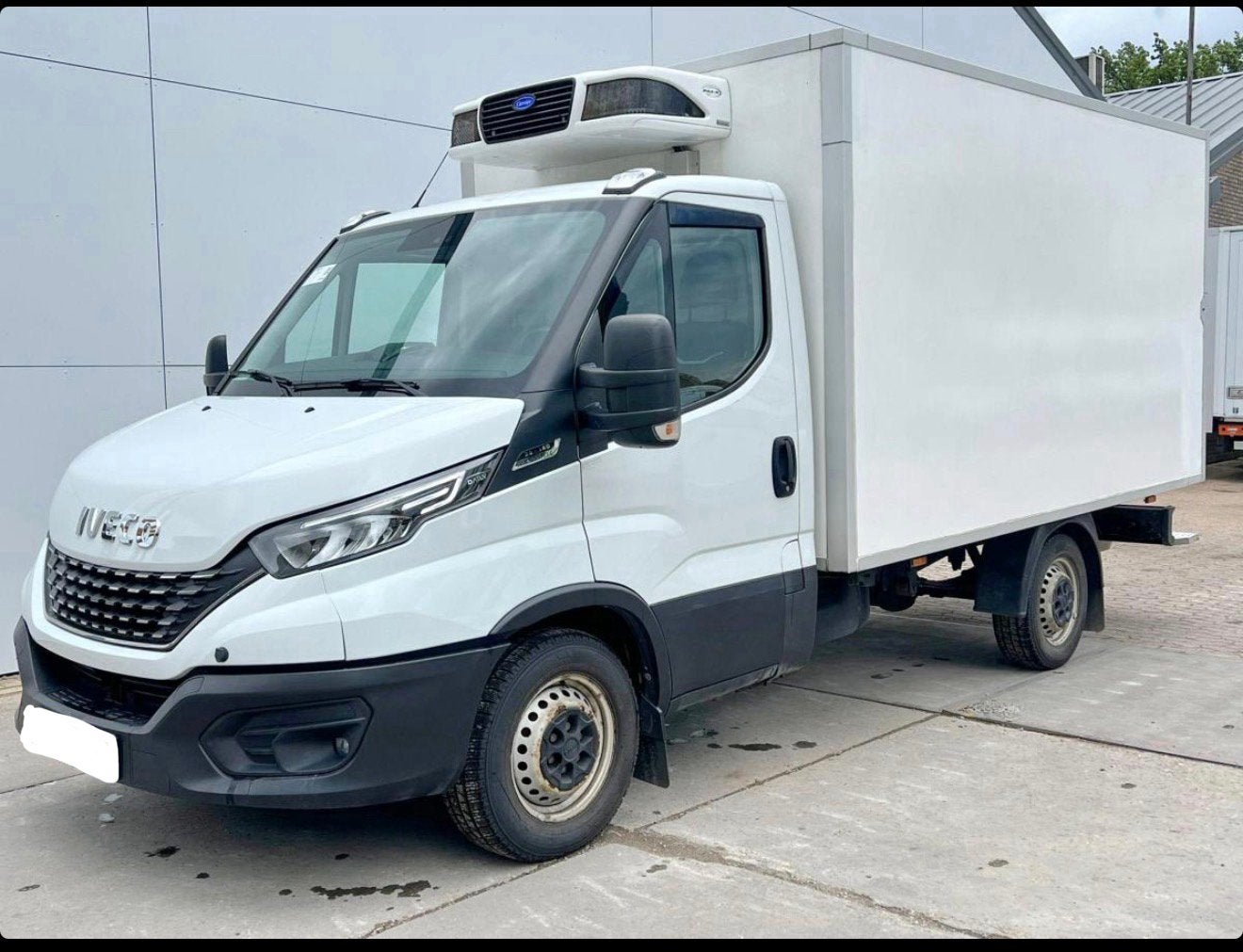 Iveco daily avec refroidissement, congélateur, camion