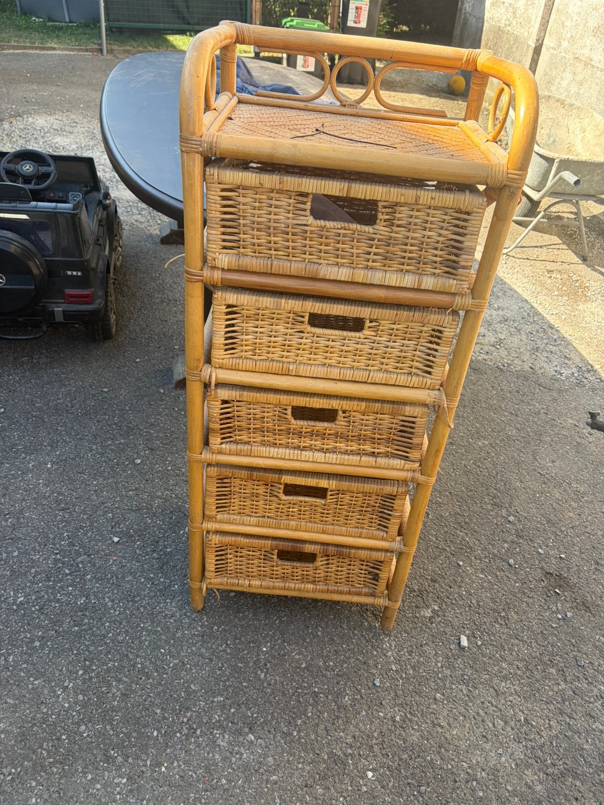 Rieten mand / meubel, Ophalen, Zo goed als nieuw