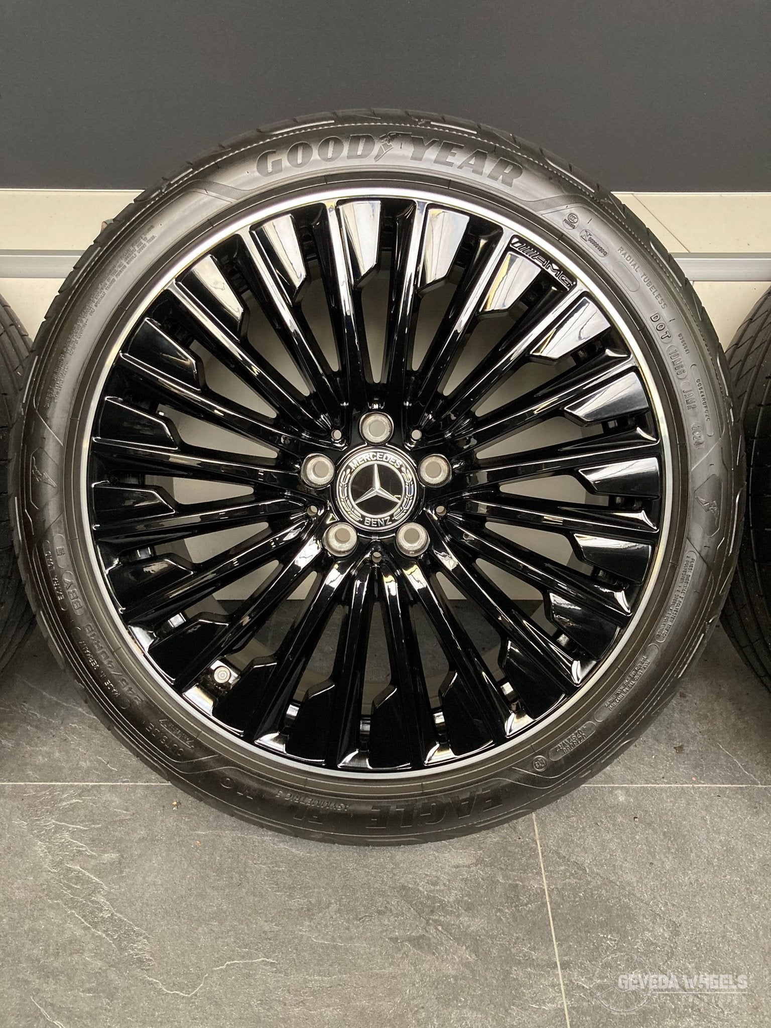 19” originele Mercedes CLE C236 A236 AMG velgen banden 5x112, Autos : Pièces & Accessoires, Pneus & Jantes, Pneus et Jantes, 245 mm