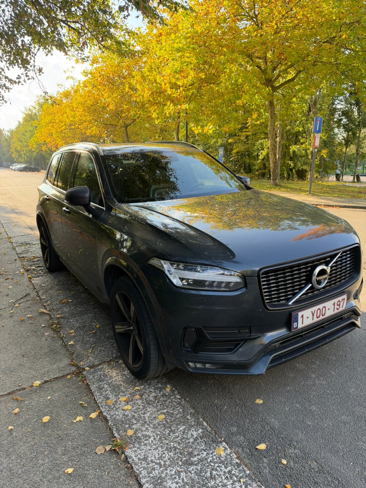 Volvo XC90 R-Design D5 AWD, Auto's, Euro 6, 7 zetels, Diesel, Particulier