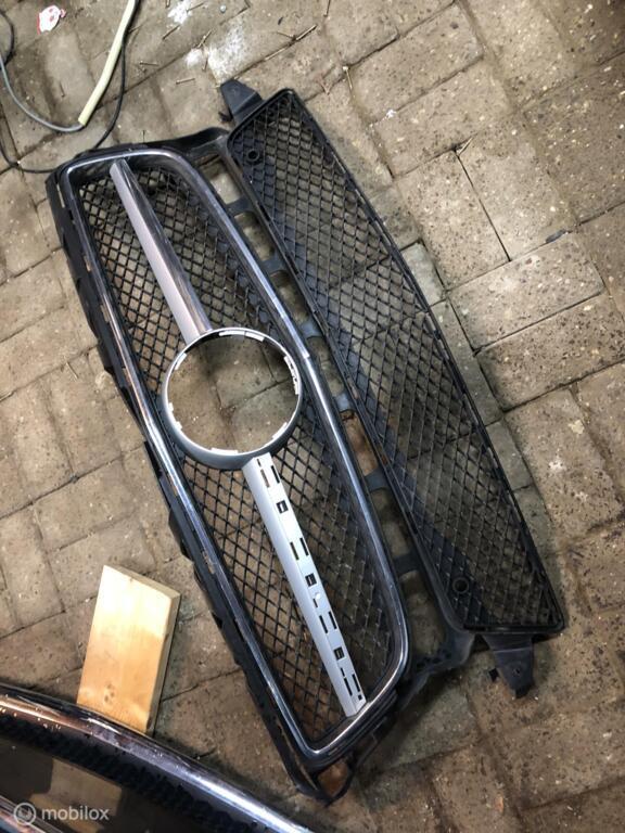 Mercedes CLS-klasse C218 ('10-'17) Grill A2188851323, Gebruikt, Mercedes-Benz, Ophalen of Verzenden, Mercedes-Benz