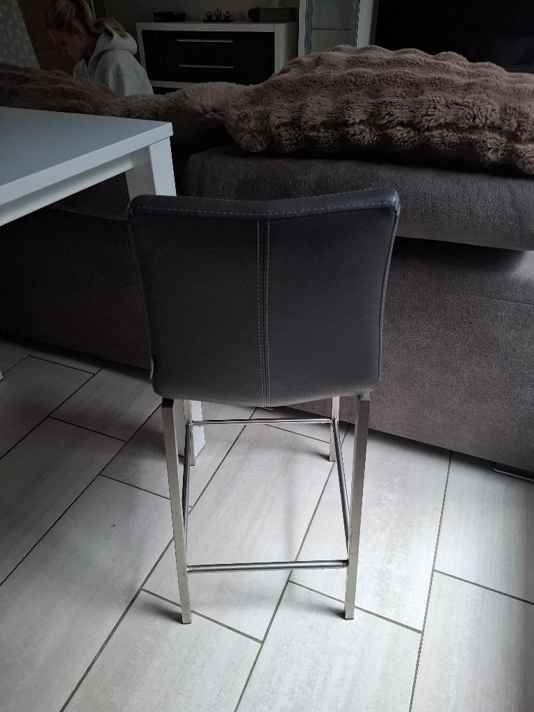 Hoge tafel met 4 krukken, 4 tabourets, Enlèvement, Utilisé, Cuir
