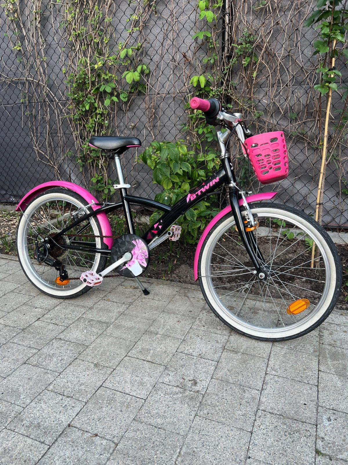 Meisjes fiets 20 inch BTWİN, Fietsen en Brommers, Ophalen, Zo goed als nieuw, 20 inch, Versnellingen
