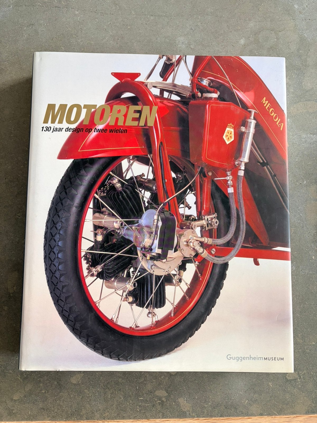 Hardcover boek Motoren 130 Jaar Design Op Wielen, Boeken, Ophalen of Verzenden, Zo goed als nieuw, Matthew Drutt, Algemeen