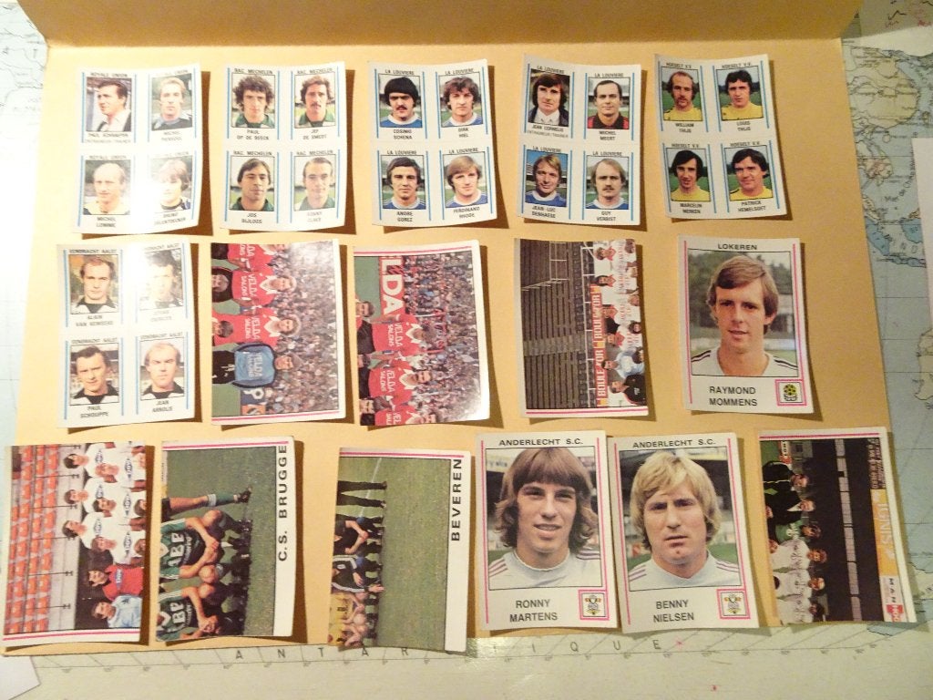 18 Images Panini - Football belge 80/81, Enlèvement ou Envoi, Comme neuf, Plusieurs autocollants