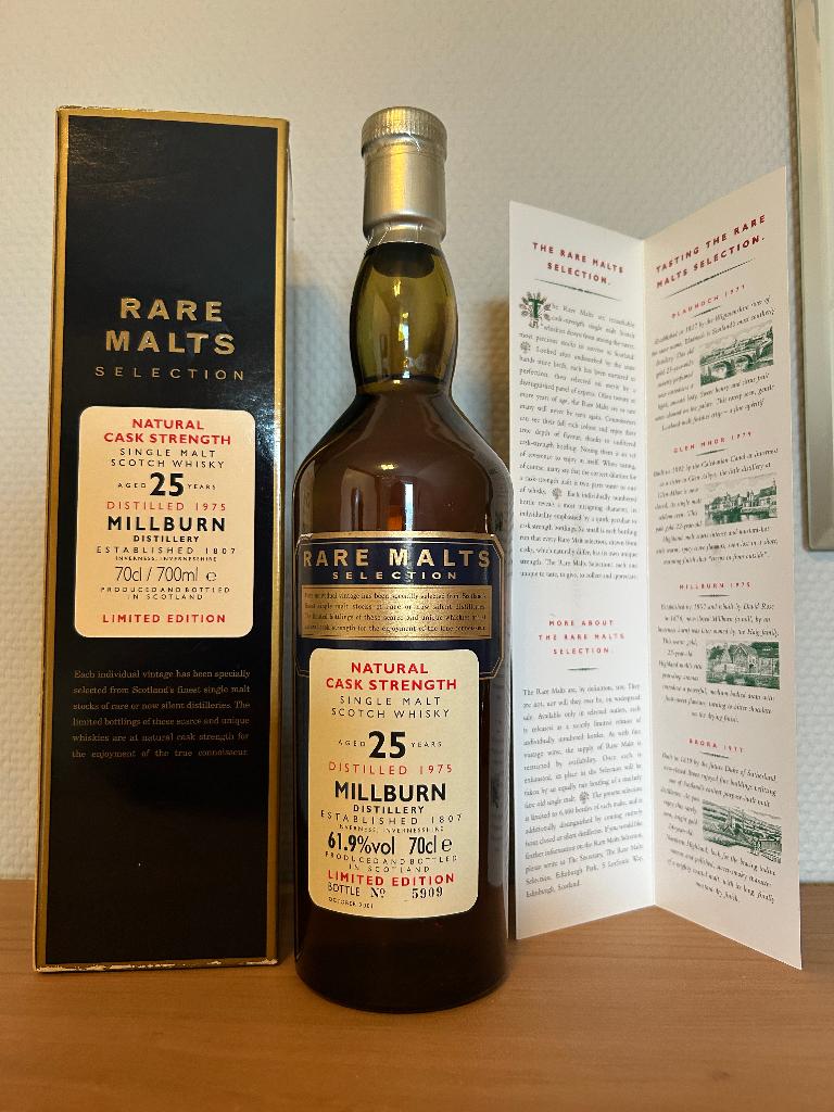 Whisky - Twee Millburn 25 - Rare Malts Selection, Verzamelen, Wijnen, Ophalen, Vol