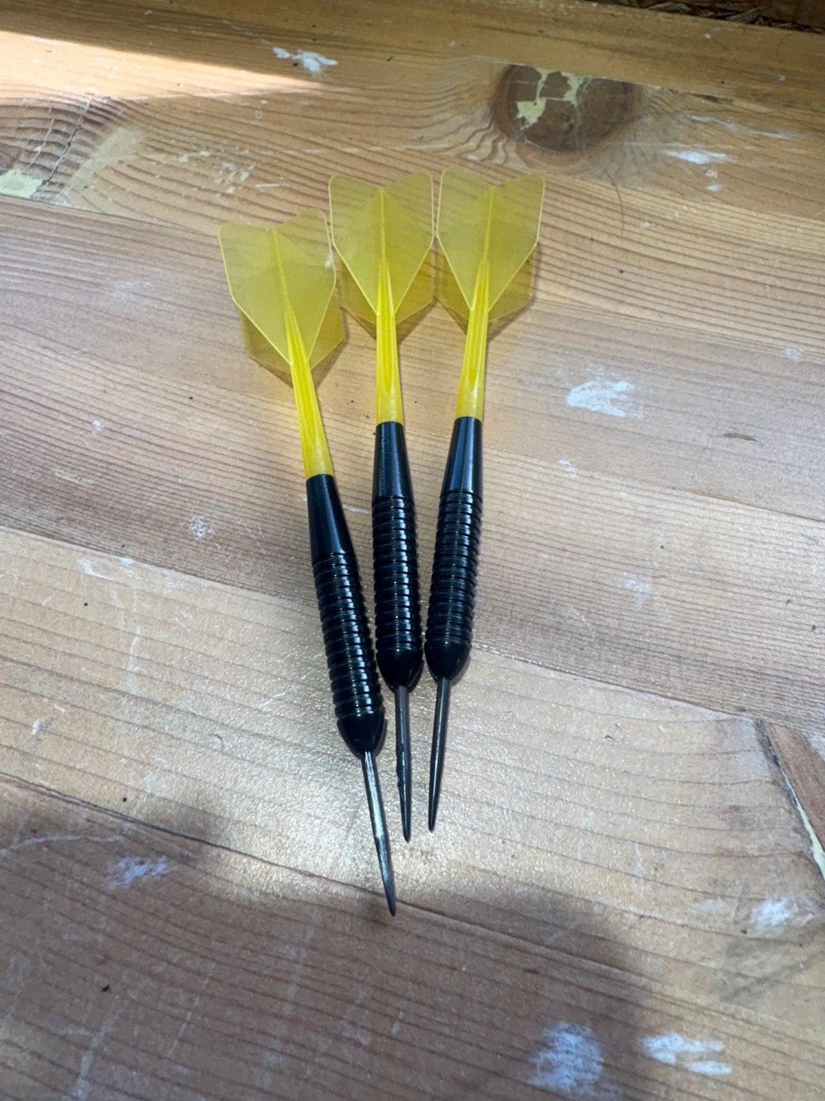 Dartspijlen 25 gram, Sport en Fitness, Ophalen, Zo goed als nieuw