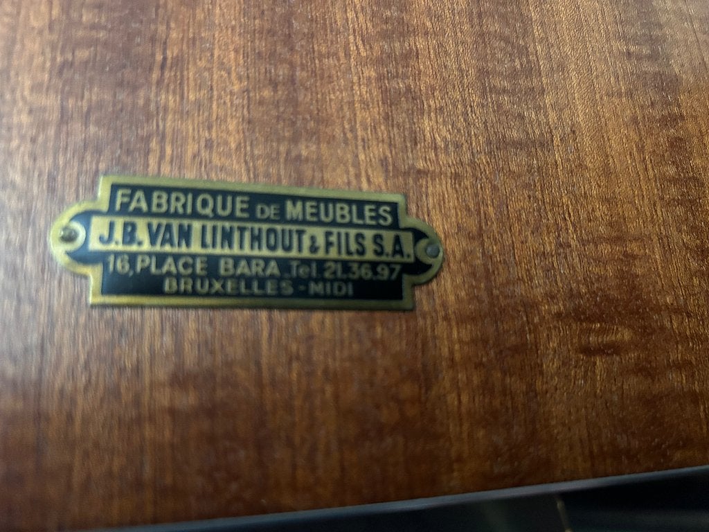 Armoire, Ophalen