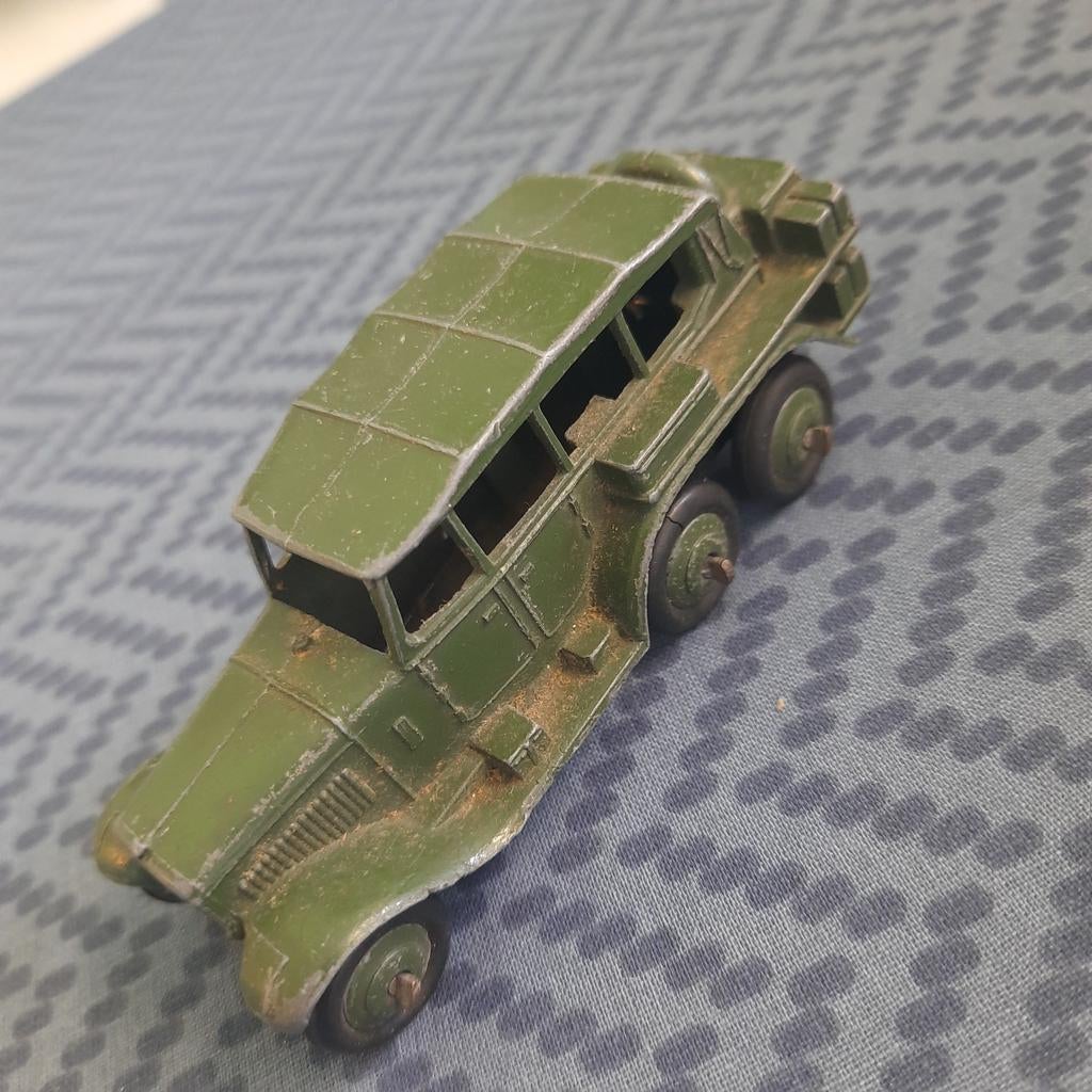 DINKY TOYS UK nr.152B: ARMY 6-WHEEL RECONNAISS.STAFF*VINTAGE, Ophalen, Gebruikt, Overige typen, Dinky Toys