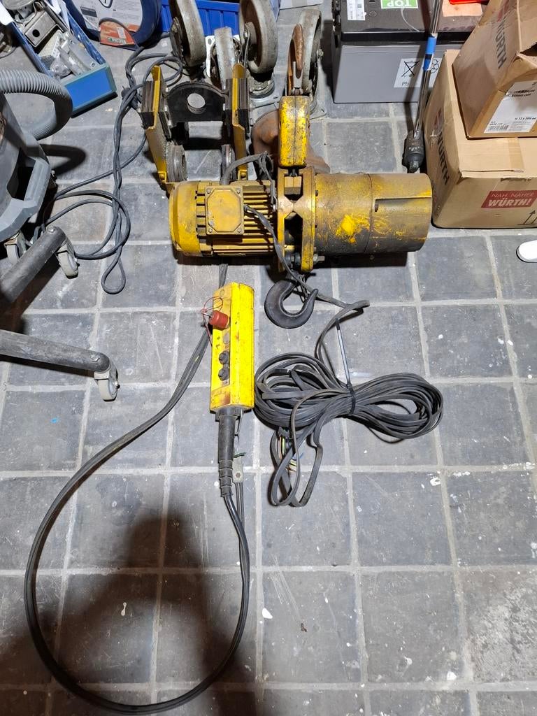 Kettingtakel, Doe-het-zelf en Bouw, Ophalen, Gebruikt, Elektrisch