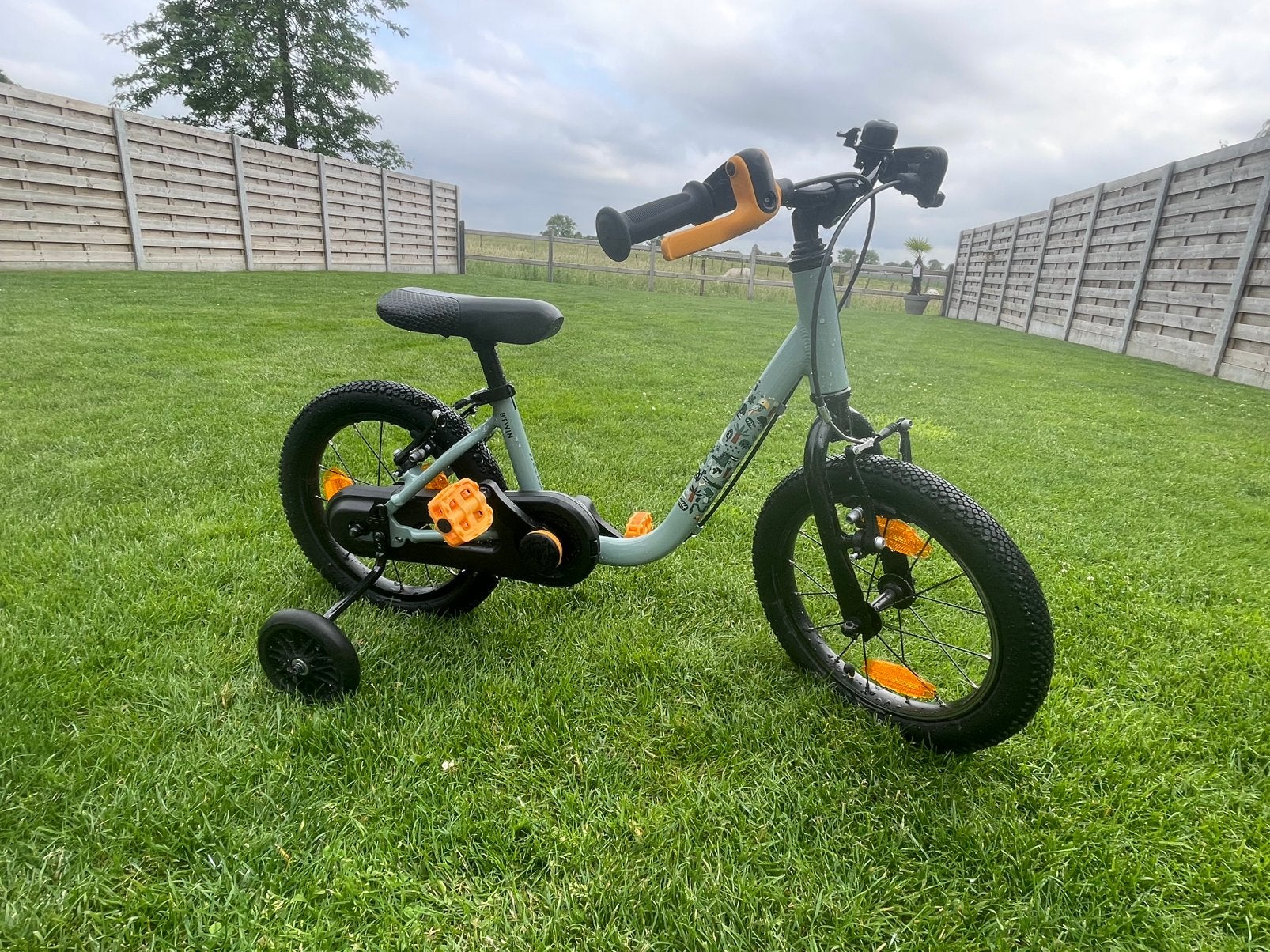 Kinderfiets 14inch, Ophalen, Zo goed als nieuw