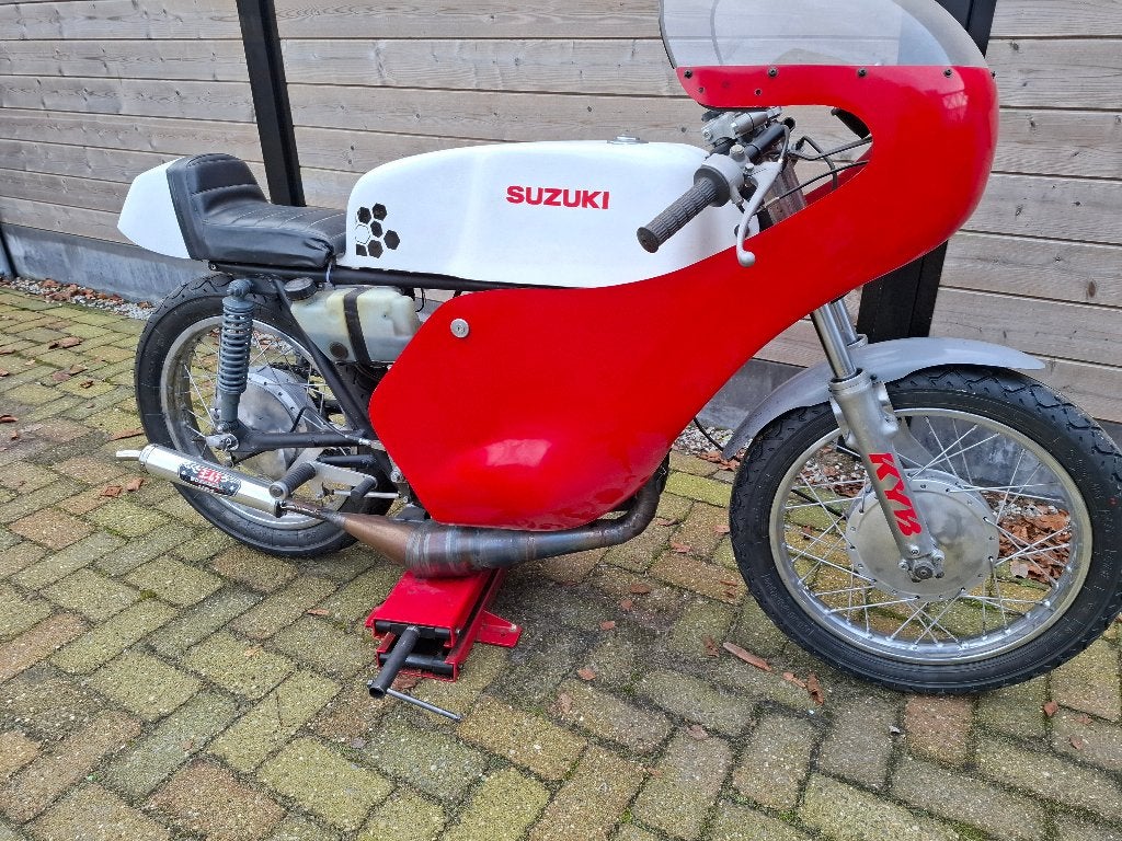 suzuki gt 250, Motoren, 250 cc, 2 cilinders, Gebruikt, Sport