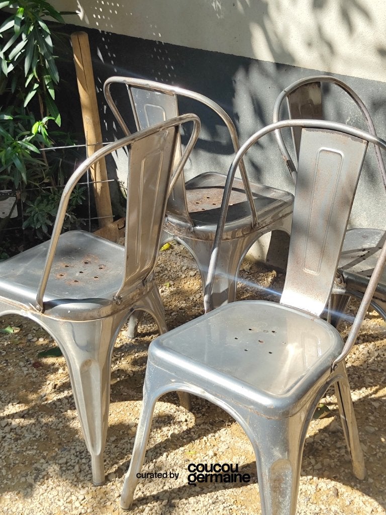 Lot de 4 chaises style Tolix, effet rouille (années 2020), Gris, Comme neuf, Enlèvement, Quatre