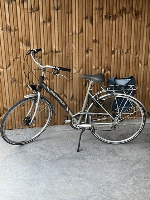 Damesfiets Norta, Fietsen en Brommers, Velgrem, Versnellingen, Zo goed als nieuw, Ophalen