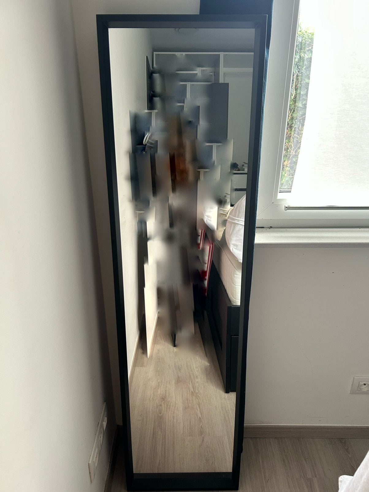 Miroir noir de chez IKEA, Maison & Meubles, Enlèvement, Utilisé, 100 à 150 cm, Rectangulaire