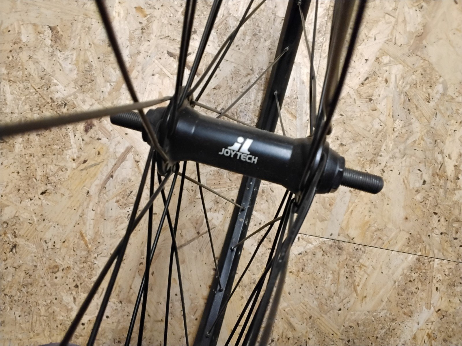 voorwiel stadsfiets 28 inch, Fietsen en Brommers, Ophalen of Verzenden, Nieuw, Stadsfiets, Wiel