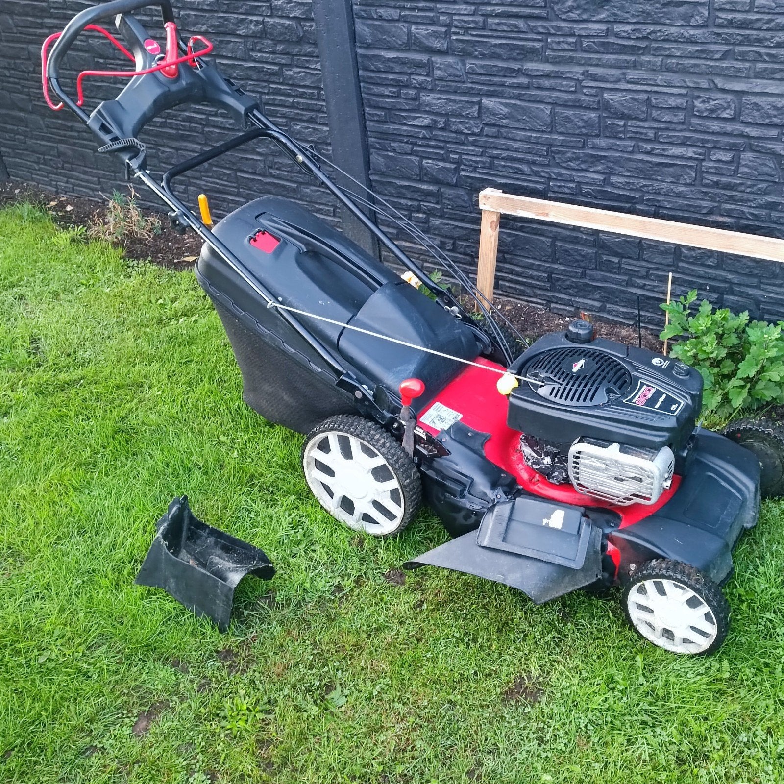 Grasmaaier zelftekker, Ophalen