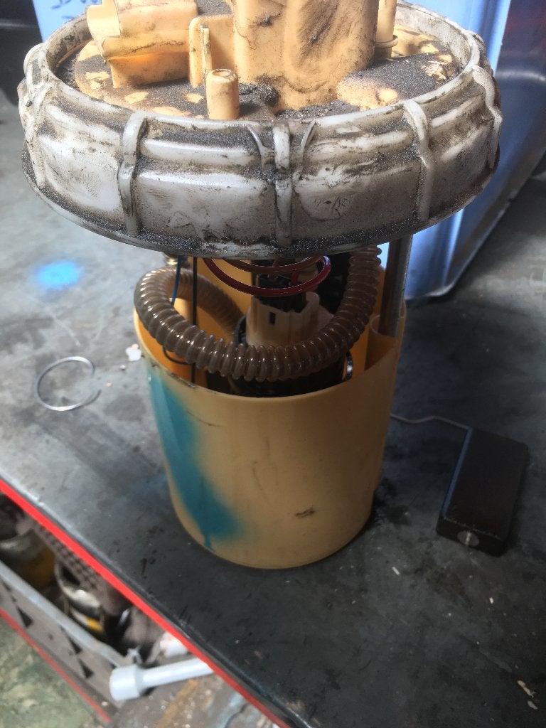 POMPE A MAZOUT OPEL CORSA D 1300 TURBO DIESEL EURO 5, RUE BRIGADE PIRON 307, Enlèvement, Utilisé, Garage_bila@yahoo.fr