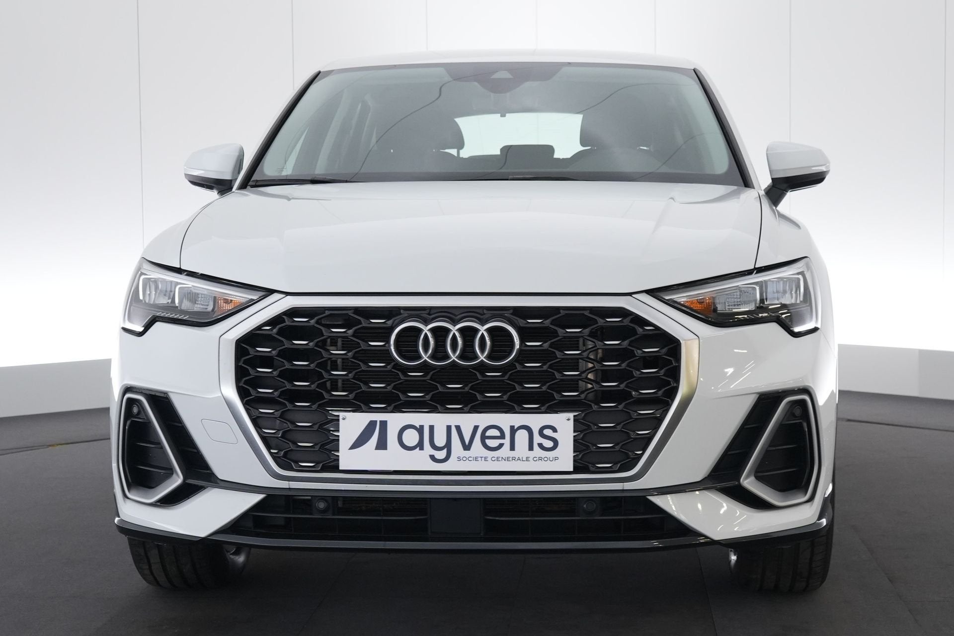 (2EWL205) AUDI Q3 SPORTBACK, Auto's, Audi, Alcantara, Wit, 5 zetels, 5 deurs
