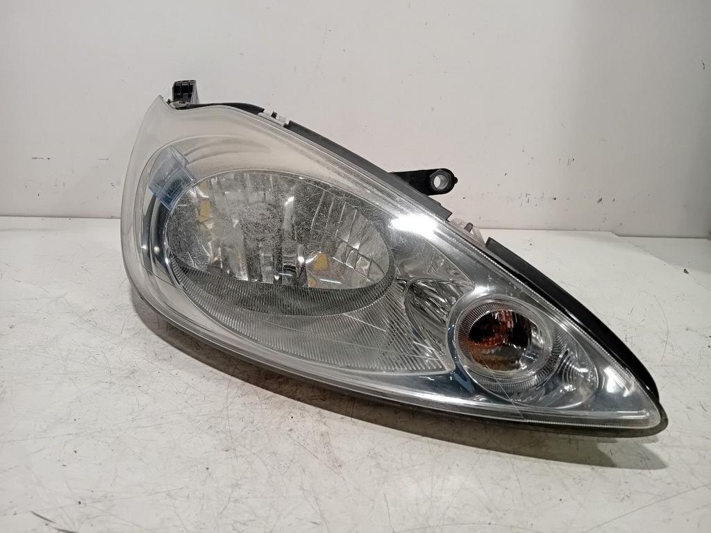 Koplamp rechts Ford Ka, Auto-onderdelen, Verlichting, Onderdelen@venauto.nl, Van der Ven Autorecycling B.V., Gebruikt, Ettenseweg 76, 4706 PB Roosendaal, The Netherlands
