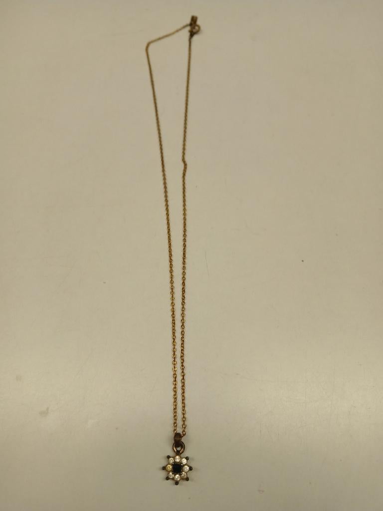 Goudkleurige ketting met hanger (Juweel 0030), Gebruikt, Ophalen of Verzenden, Goud, Overige materialen