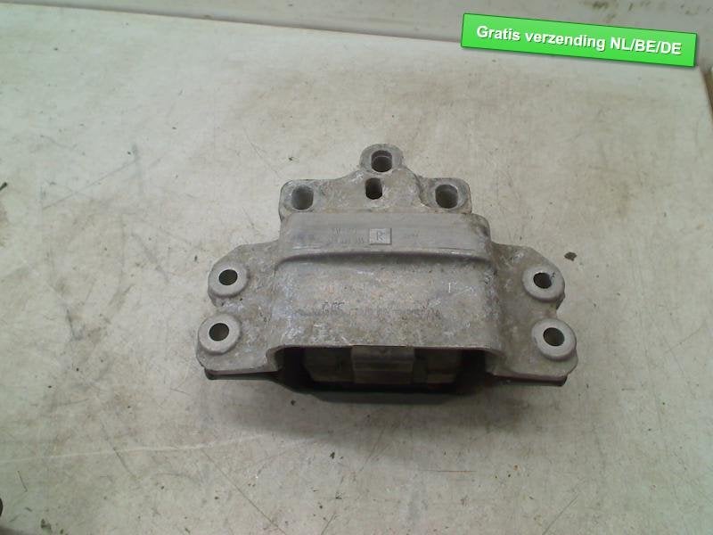 SUPPORT BOITE DE VITESSES Golf VI (5K1) (1K0199555R), Autos : Pièces & Accessoires, Suspension & Châssis, Volkswagen, Utilisé