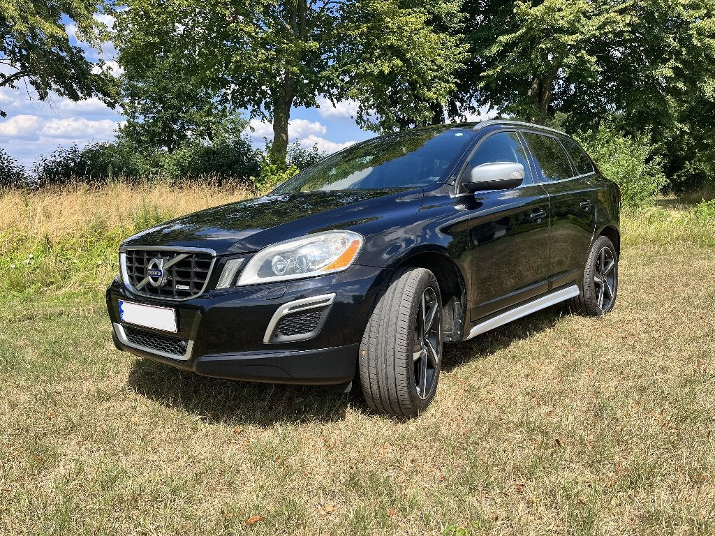 Volvo XC60 2.0 D4 R-design Start/Stop, Autos, Volvo, Cuir, Euro 5, Achat, 139 g/km